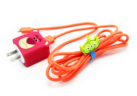 草莓熊公仔卡通充電器插頭硅膠套定制