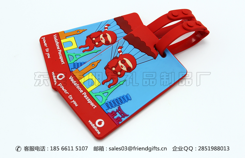 專業(yè)生產(chǎn)pvc軟膠行李牌、硅膠卡通公交卡套定做廠家