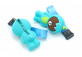 來圖來樣定制兒童創(chuàng)意硅膠零錢包_布朗熊鑰匙收納包